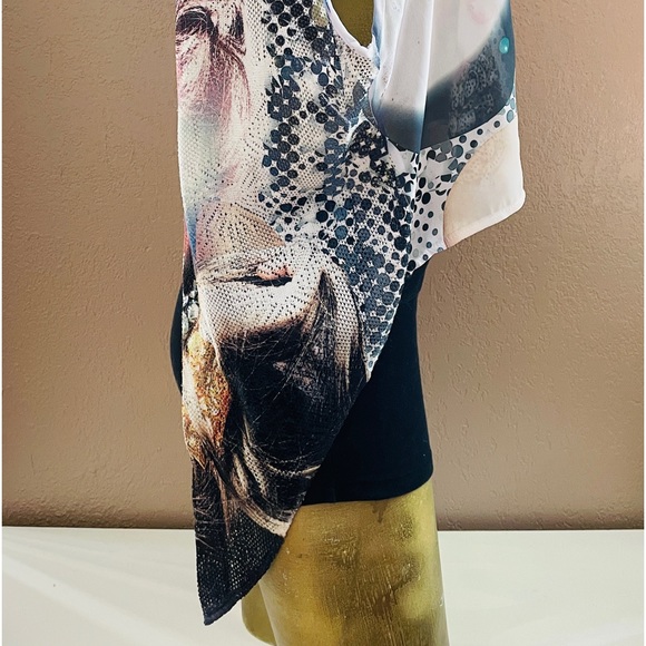 RIHANNA Fabulous NWOT Rhinestone SUBLIMATION Split Back TOP ONE-Size - Picture 9 of 11